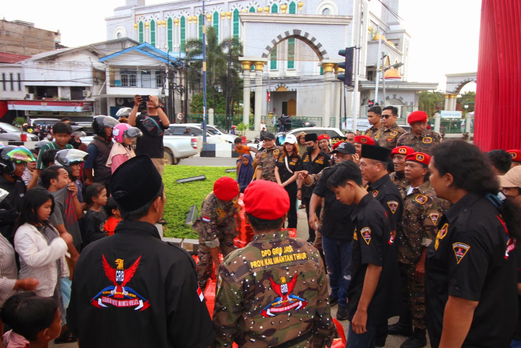 Grib Jaya Berbagi, Dewan Pimpinan Cabang (DPC) Kota Samarinda Adakan Pembagian Takjil Gratis